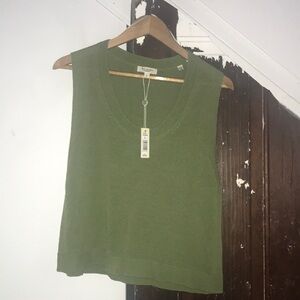 Max studio London LARGE Green Scoop neck tank top